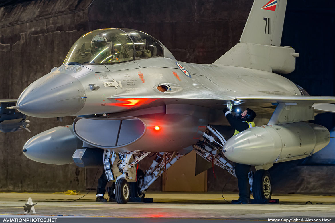 F-16BM Fighting Falcon