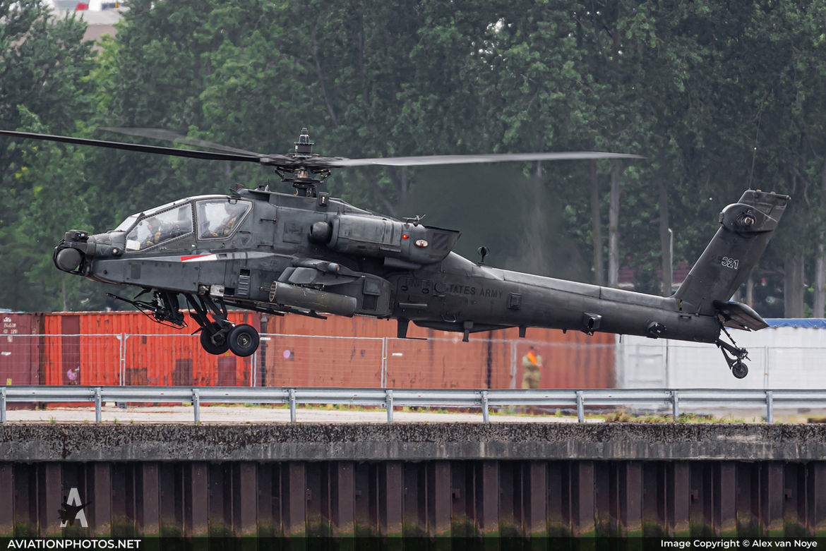 AH-64D Apache