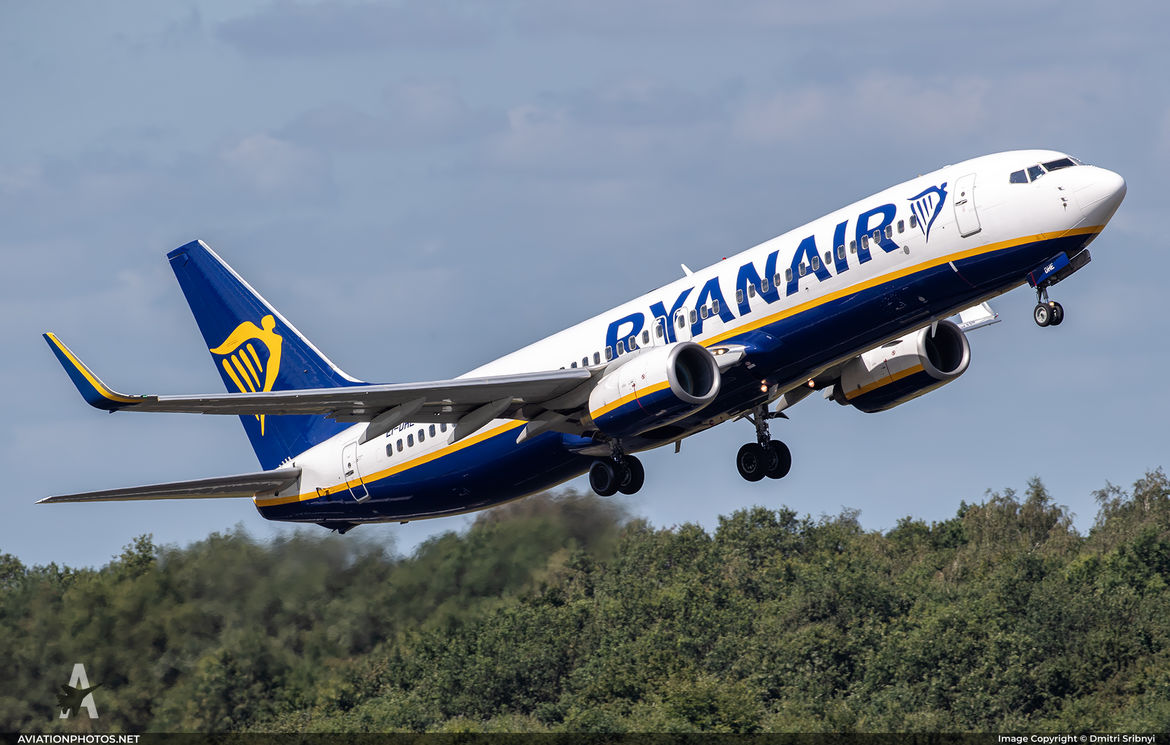 Boeing 737-8AS - Ryanair