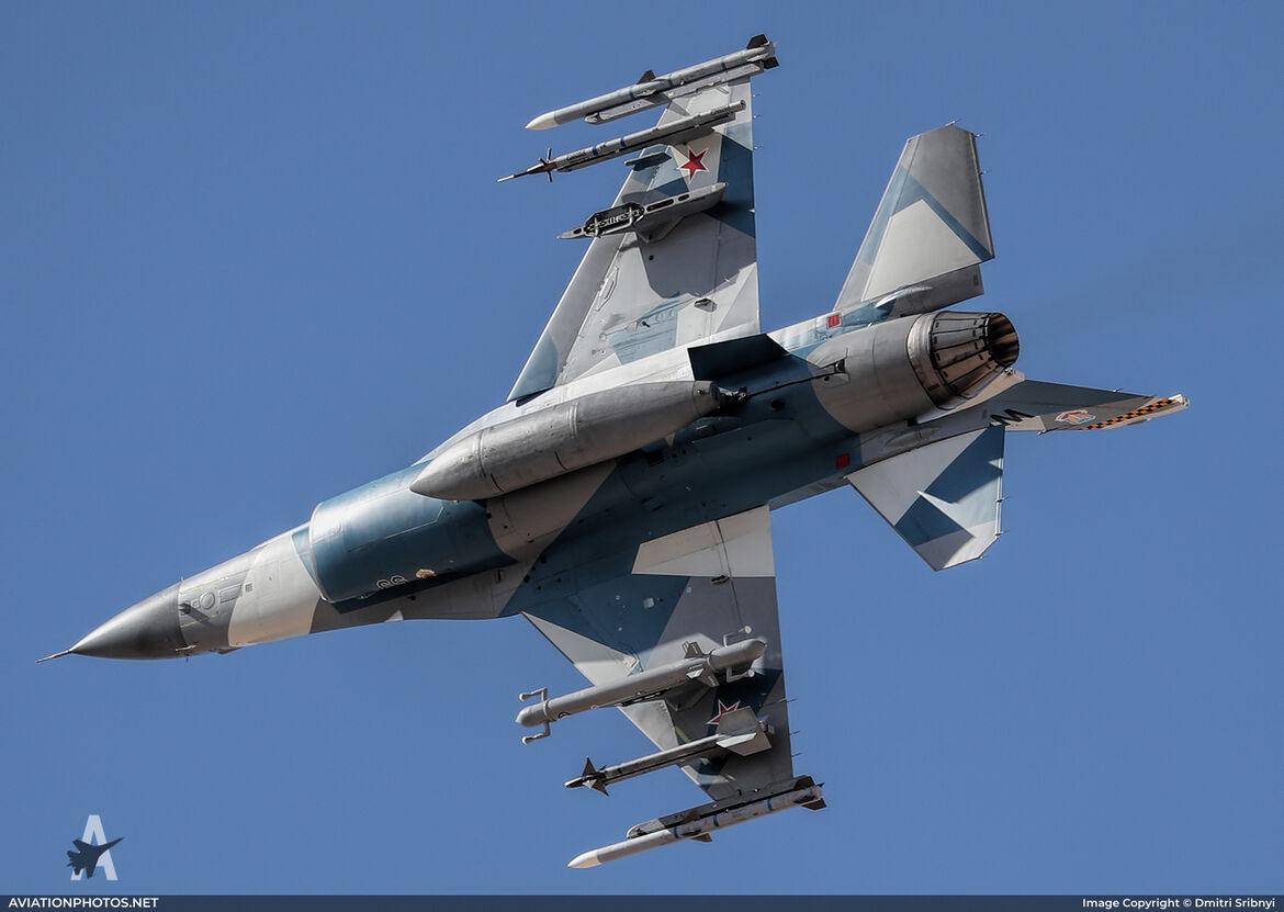 F-16CM Fighting Falcon