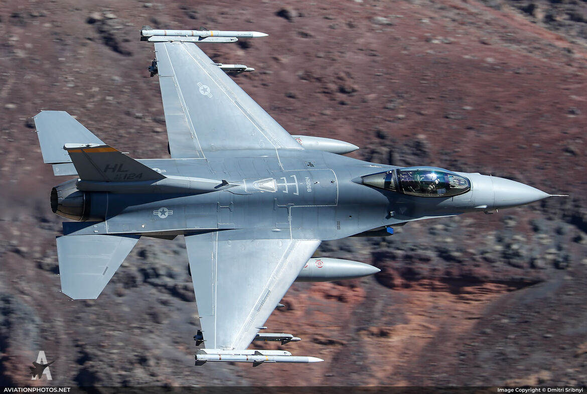 F-16CM Fighting Falcon