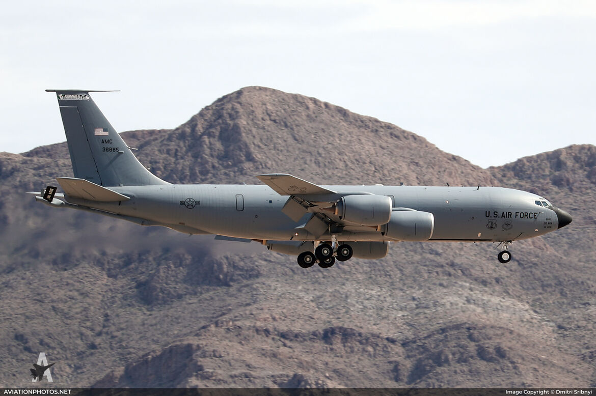 KC-135R Stratotanker