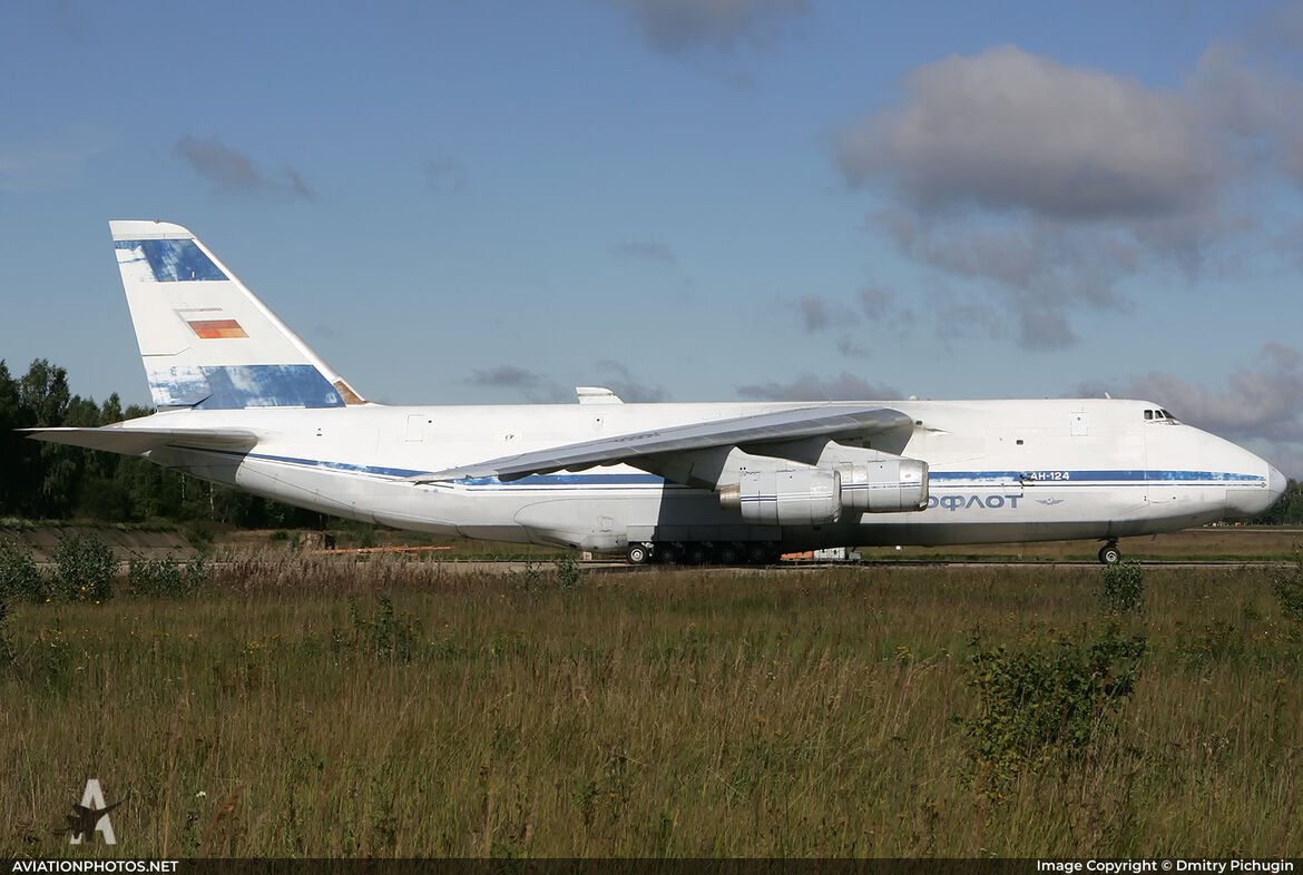 Ан-124-100