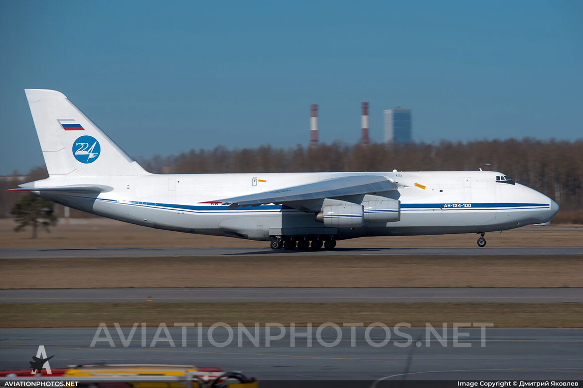 Ан-124-100