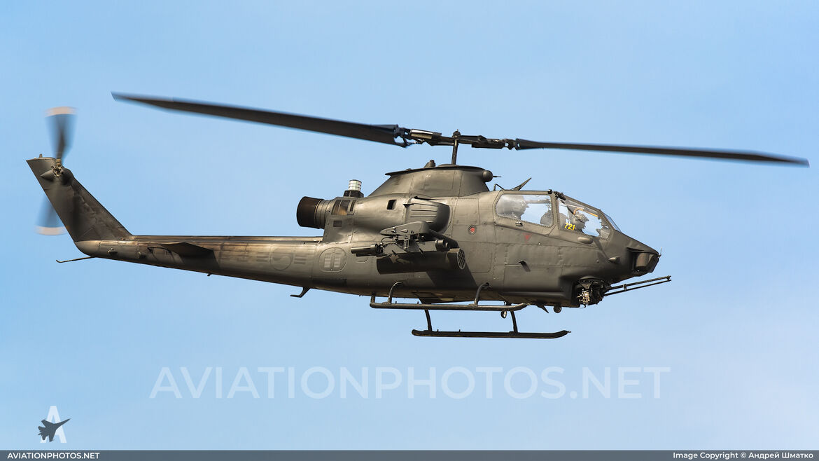 AH-1F Cobra